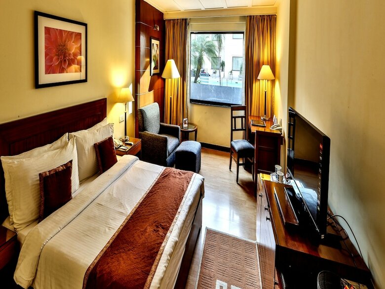 Hotel Regenta Central Klassik