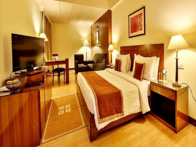 Hotel Regenta Central Klassik