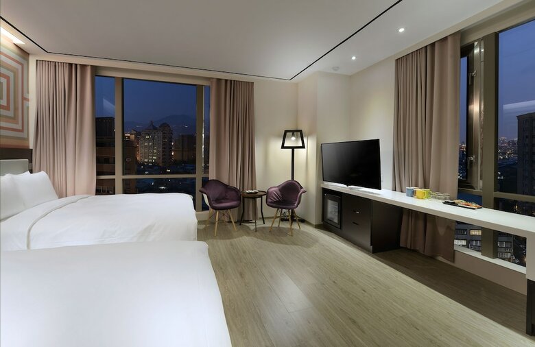 Uinn Business Hotel - Taipei Shilin