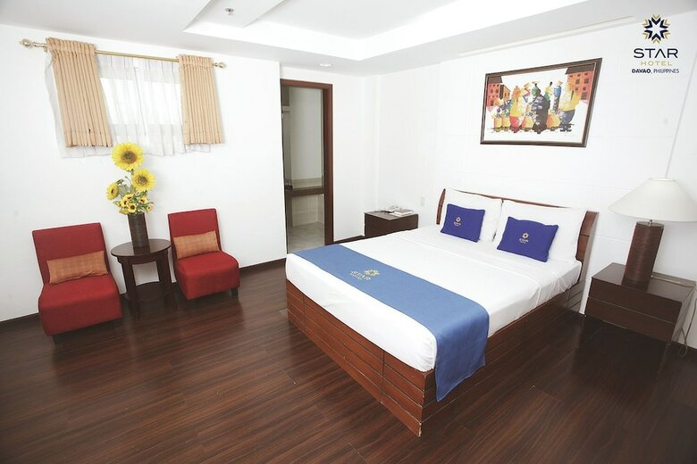 Star Hotel