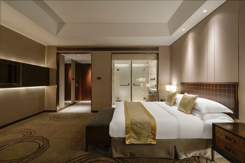 Golden Eagle Summit Hotel Yancheng