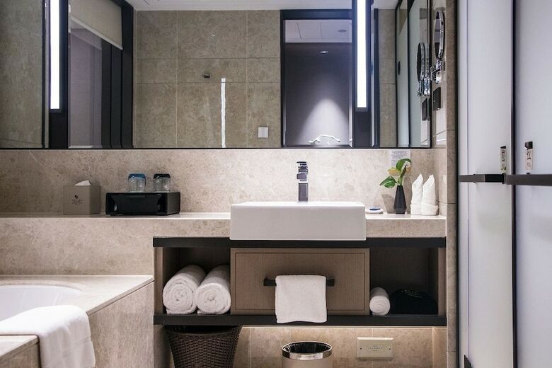Golden Eagle Summit Hotel Yancheng