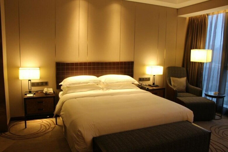 Golden Eagle Summit Hotel Yancheng