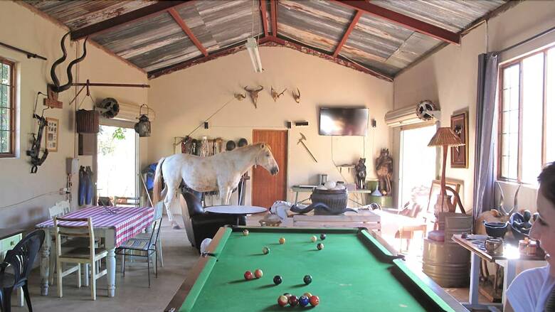 Caracal Lodge