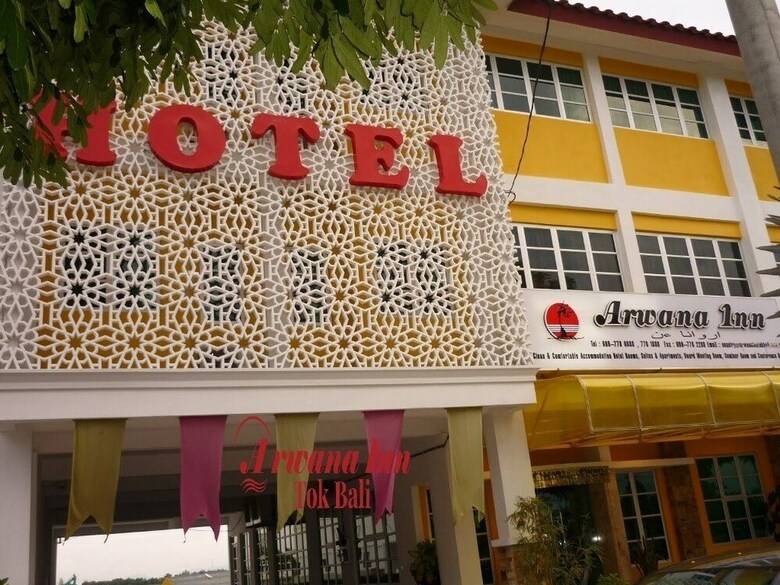Hotel Arwana Inn
