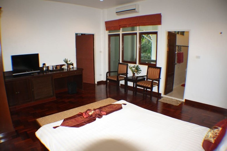 Hotel Ao Thai Resort