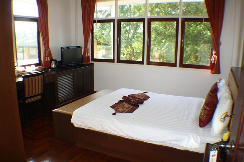 Hotel Ao Thai Resort
