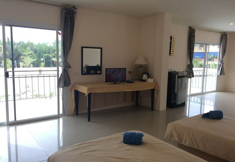 Hotel Oyo 619 Water Palm Resort