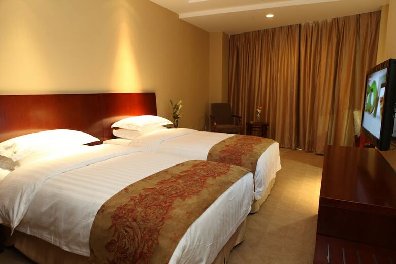 Nade Freedom Hotel