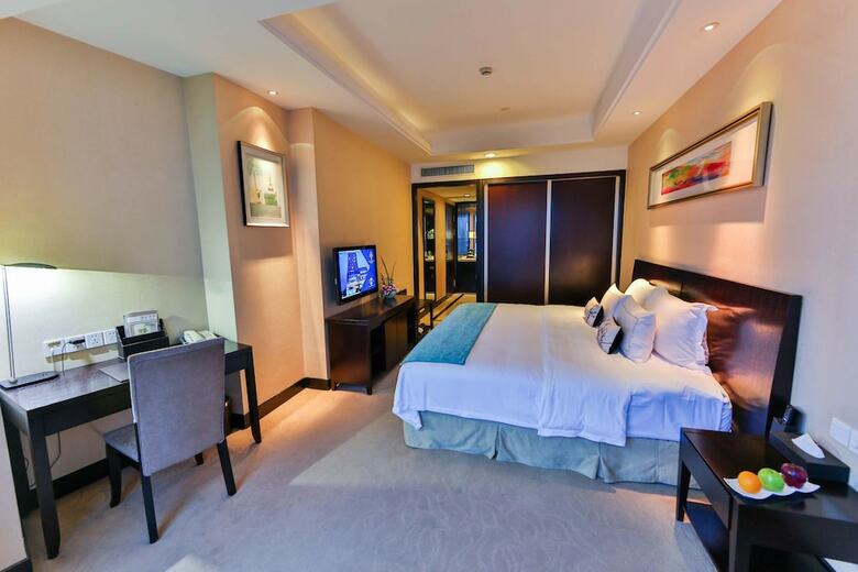 Nade Freedom Hotel