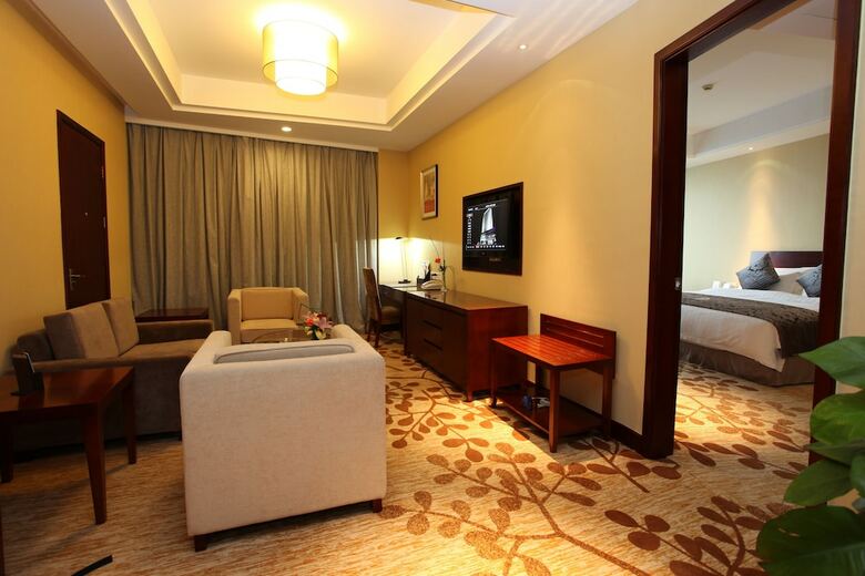 Nade Freedom Hotel