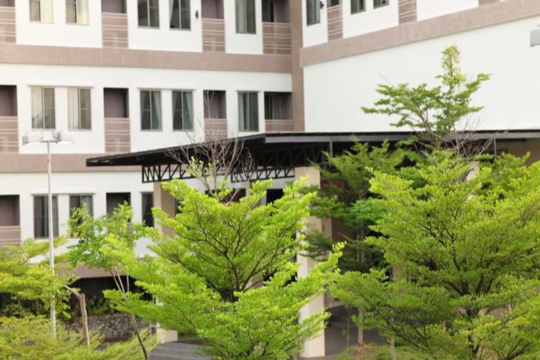 J. Park Hotel