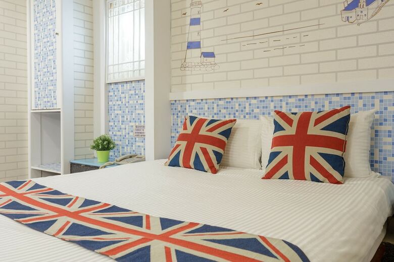 Liuhe Su Hotels