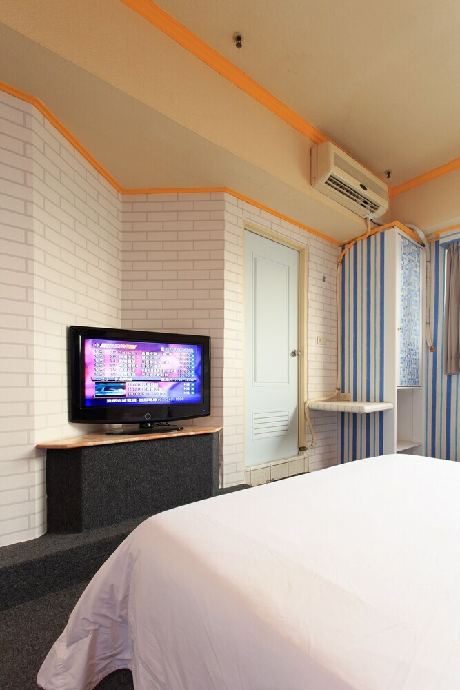 Liuhe Su Hotels
