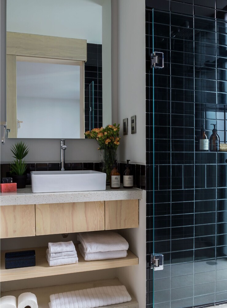 Apartamentos The Local Way, Condesa. Laredo 18