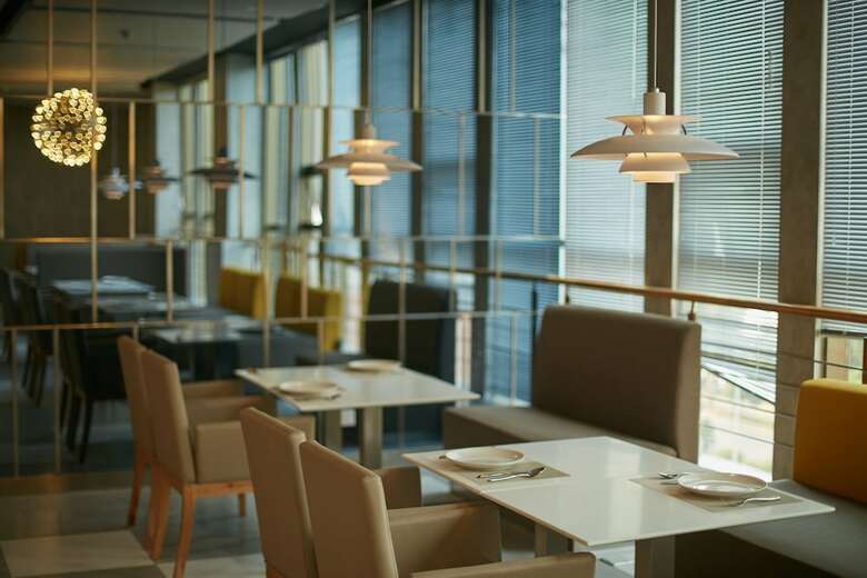 Hotel Holiday Inn Express Leshan City Square