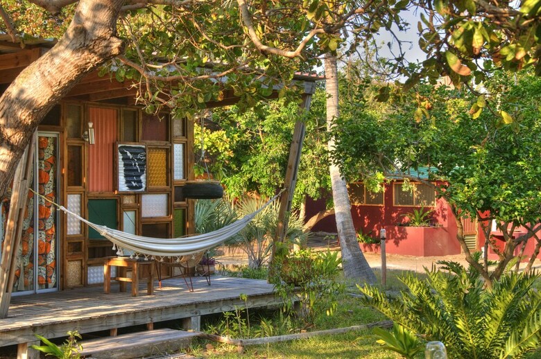 Hostal Mozambeat Motel