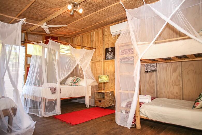 Hostal Mozambeat Motel
