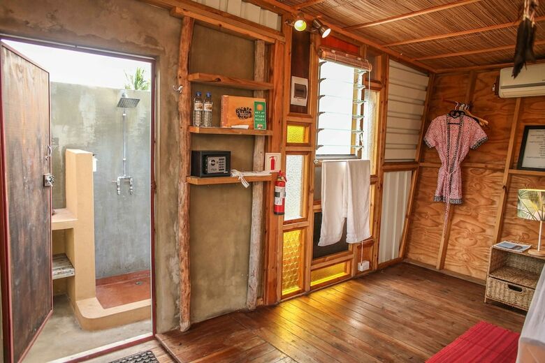 Hostal Mozambeat Motel