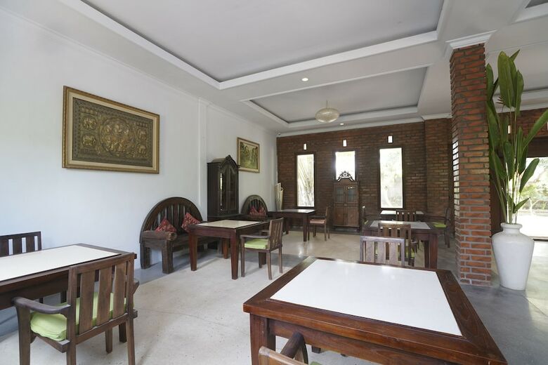 Apartamento Oyo 1840 Kubu Ubud Hotel