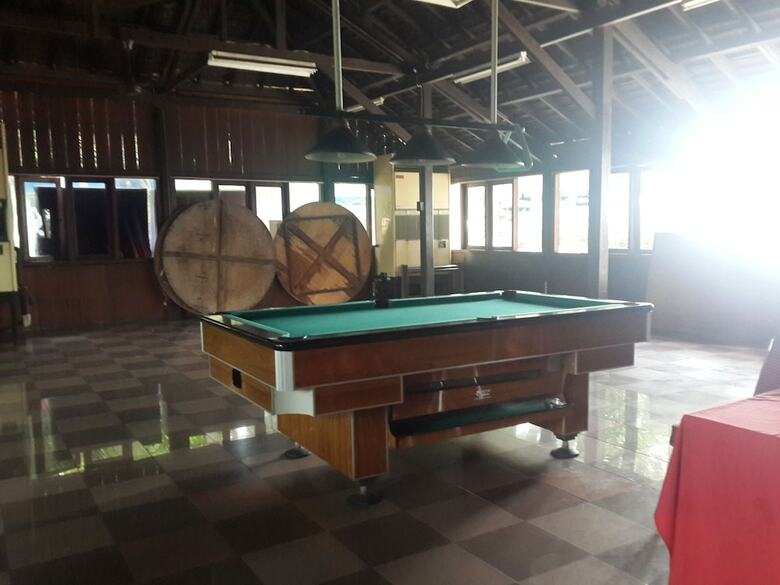Hotel Pulau Ayer Resort And Cottages