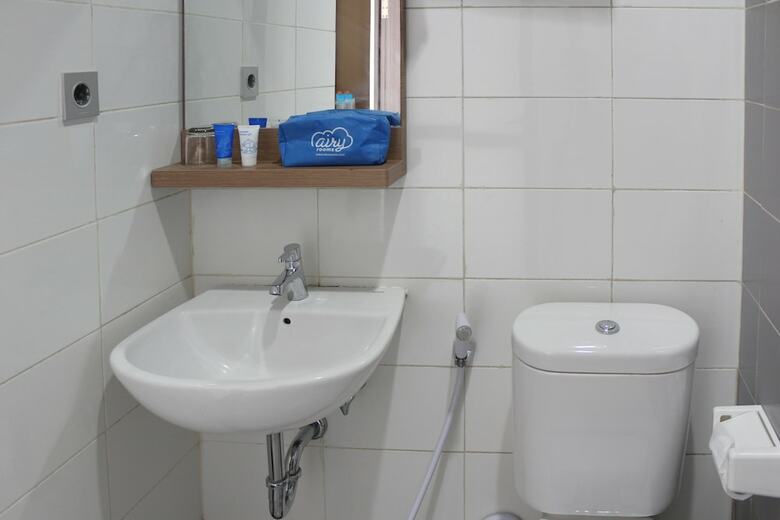 Hotel Airy Kiaracondong Ibrahim Adjie Bandung