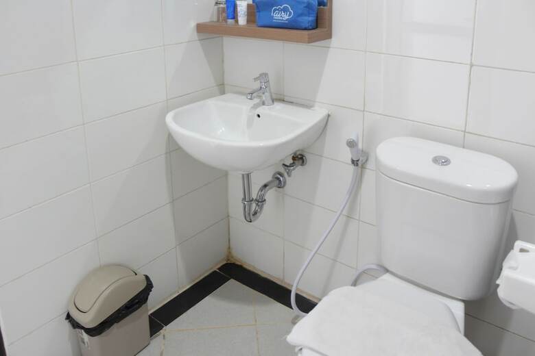 Hotel Airy Kiaracondong Ibrahim Adjie Bandung