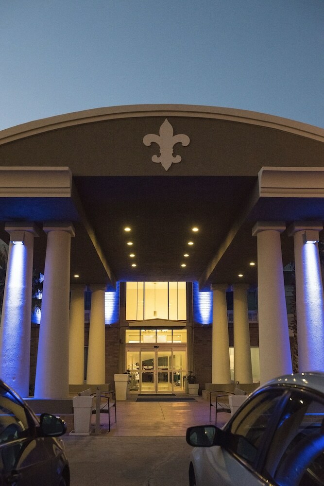Hotel Holiday Inn Express & Suites Alexandria