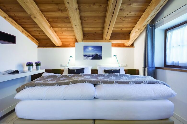 4478 Mountain Lodge