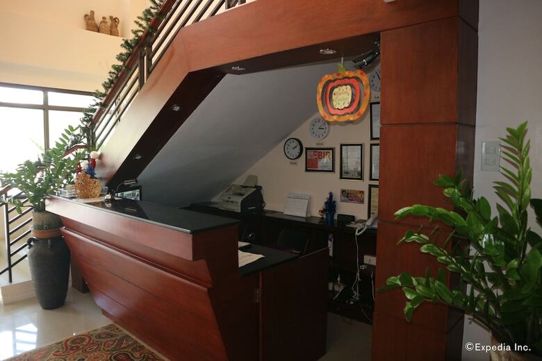Hotel La Trinidad Pension House