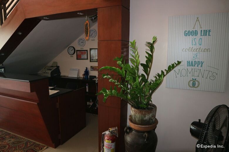 Hotel La Trinidad Pension House