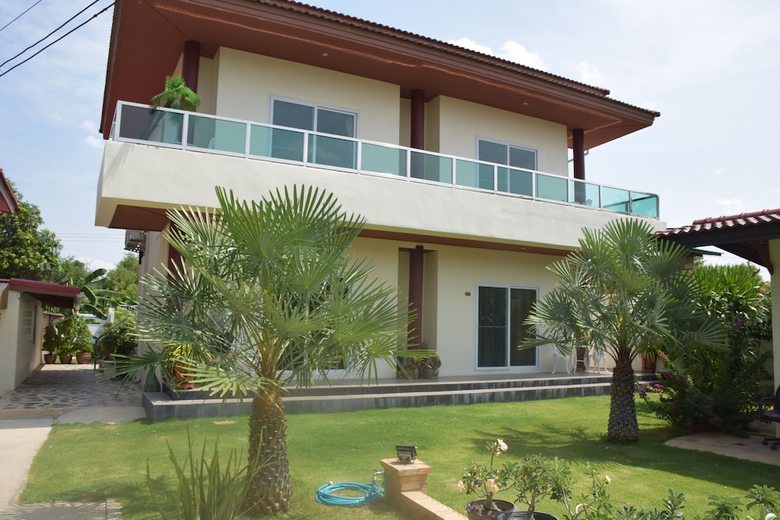 Hotel Sumali Villa