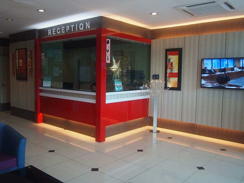 Aero Star Hotel