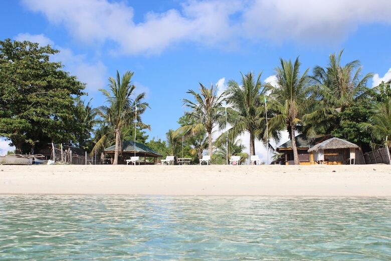 Hotel Bantayan Huts