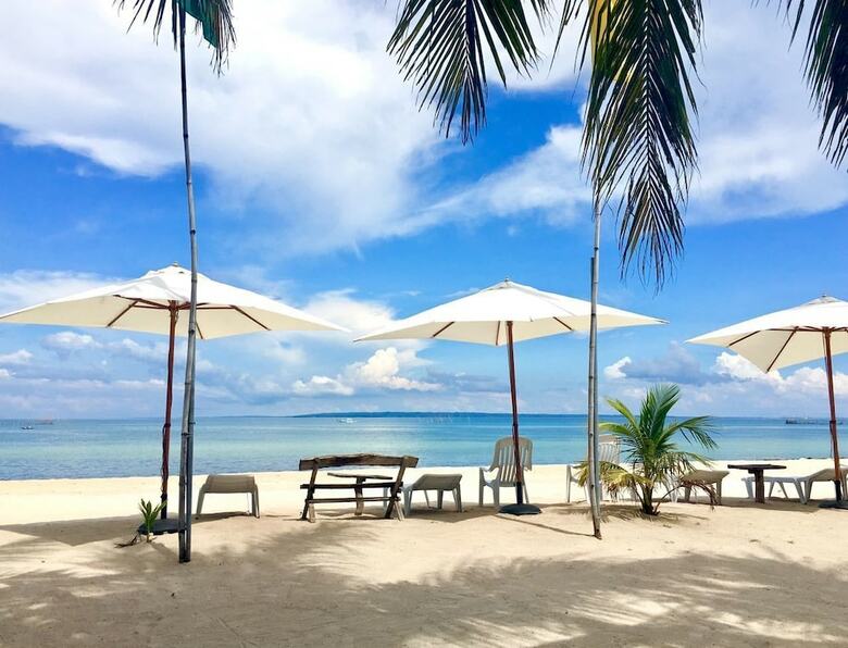 Hotel Bantayan Huts