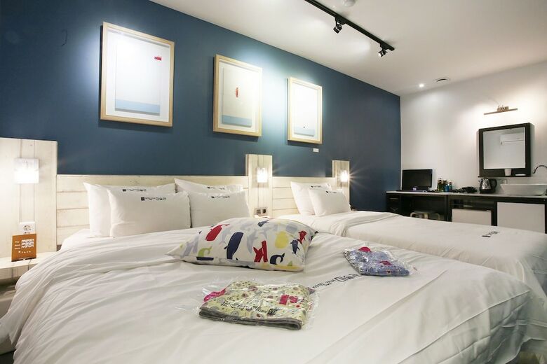 Hotel Kotel Yaja Sadang Art Gallery