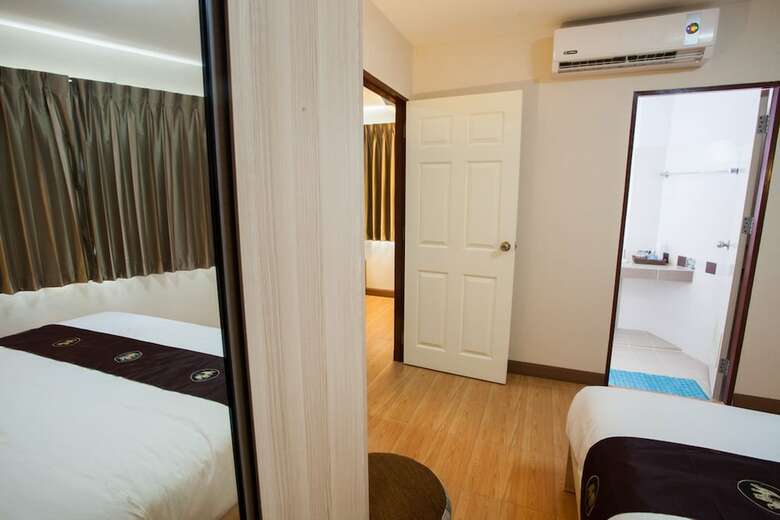Apartamentos Orawan Suites