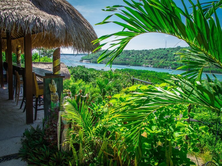 Hotel Twin Island Villas & Dive Resort