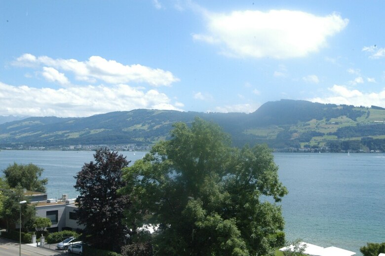 Apartamentos Das Sch�nste Penthouse Am Z�richsee