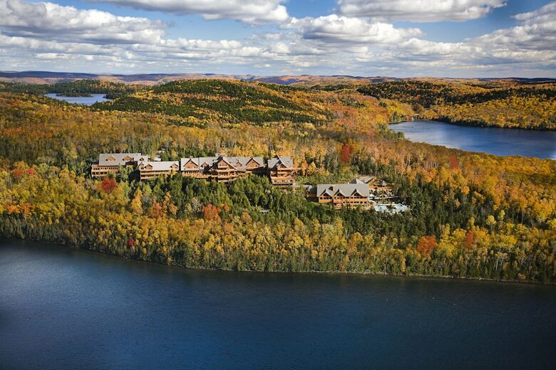 Hotel H�tel Sacacomie