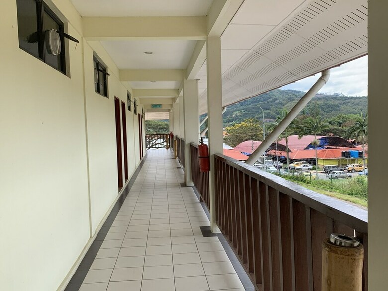 Oyo 89988 Tambunan Rafflesia Hotel