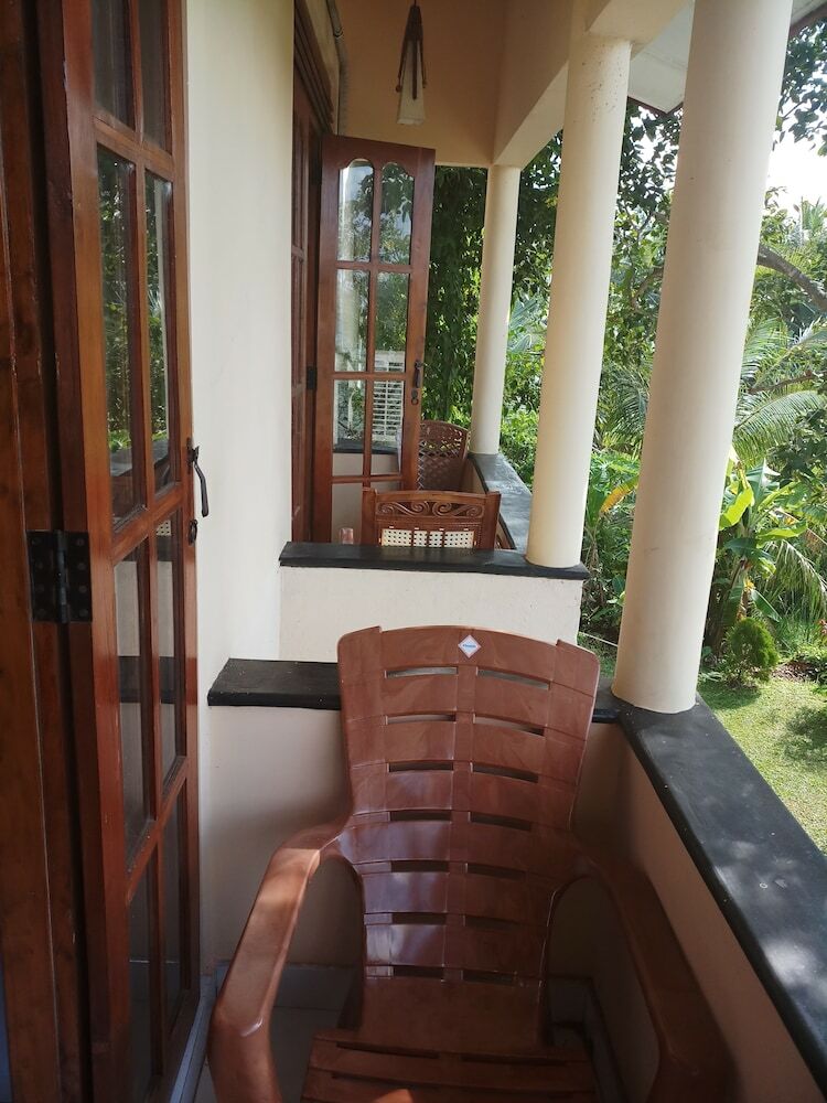 Hotel Heritage Lake View