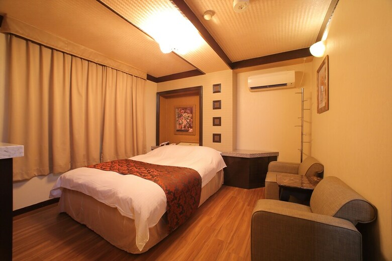 Hotel Olive Kyoto Yamashina - Adults Only