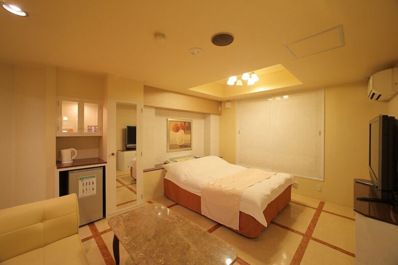 Hotel Olive Kyoto Yamashina - Adults Only