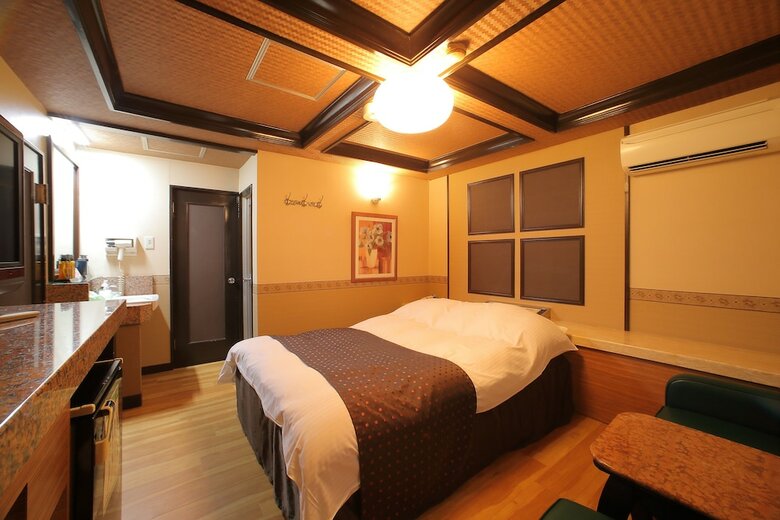 Hotel Olive Kyoto Yamashina - Adults Only