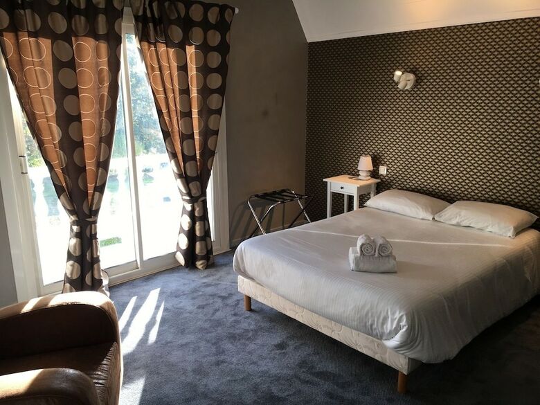 Hotel C�t� Lac