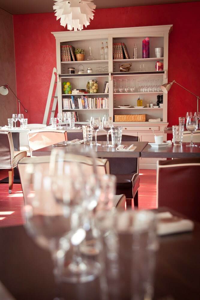 Hotel C�t� Lac