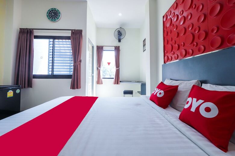 Oyo 711 Korat Buri Green Hotel