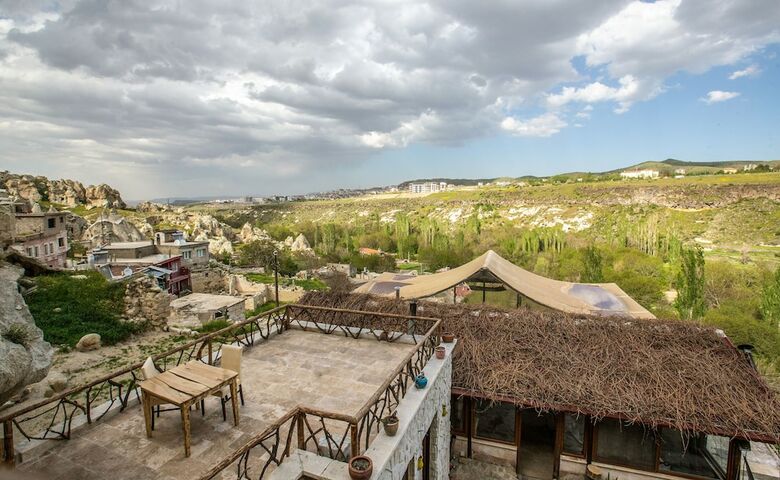 Hotel Nar Cave House
