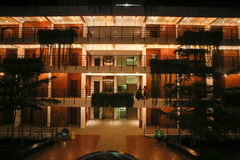 Thong's Inn - Kno Kualanamu Transit Hotel